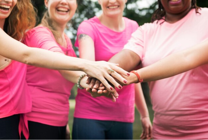 Outubro Rosa - mulheres unidas pela saúde e amor